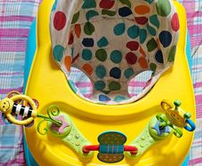 Bizzy bee Baby walker