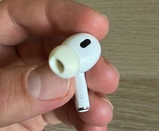 Apple AirPods Pro 2nd Gen Right Earbud Only