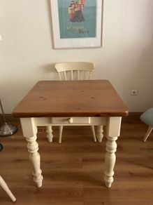 Dining table and 4 chairs Strawbridge