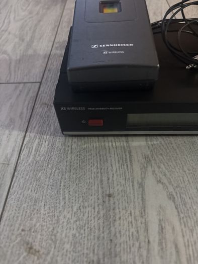 Sennheiser wireless lapel beltpack microphone