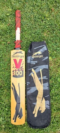 Slazenger V 100 Panther short handle cricket bat