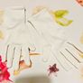 Communion gloves Image 2