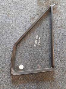 Sprinter door quarter glass