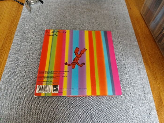 Los Campesinos 7" Red Vinyl Complete with postcards
