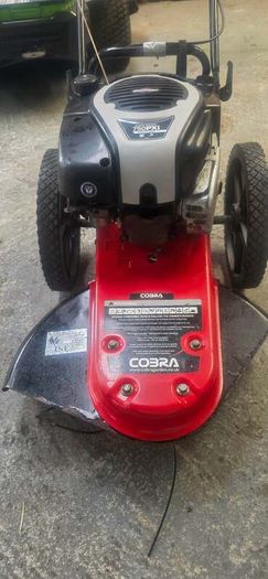 Cobra lawnmower