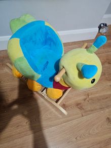 Caterpillar bouncing chair, good condition