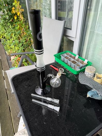 Glass Water Pipe (Bong)
