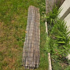 Naturan screen fence