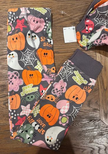 Next Cotton Halloween Grey Pumpkin & Ghost Pyjamas (age 7-8yrs)