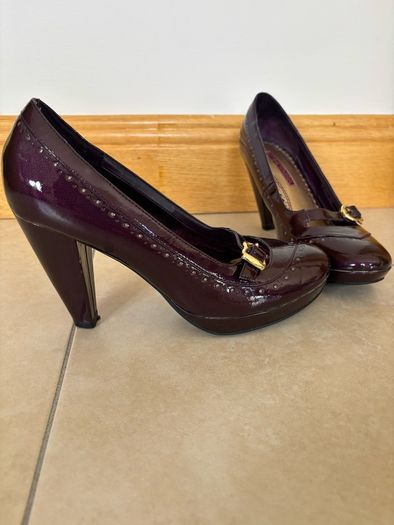Vintage Hotkiss heels