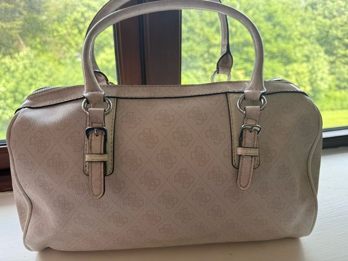 guess bag