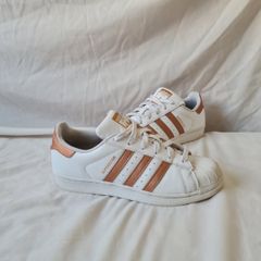 adidas superstar 2018 Size eu 38 white leather in excellent condition