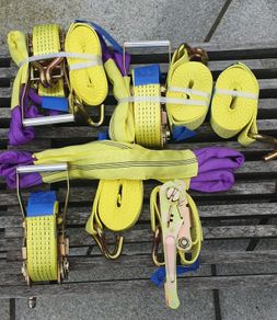 UNUSED - Tie down straps