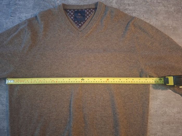 Magee 1866 Lunnaigh V-Neck Sweater - 100% Lambswool - Brown - Size XL