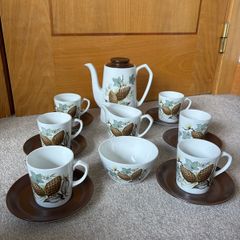 mid-century 15-piece Alfred Meakin coffee set in the "Fir Cone" (or "Hedgerow")
