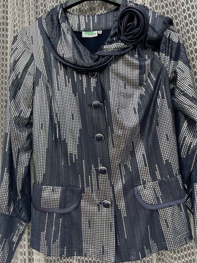 Brand  new blouse