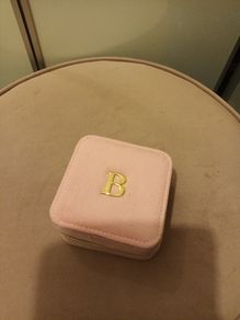 Monogramed initial B velvet jewellery box