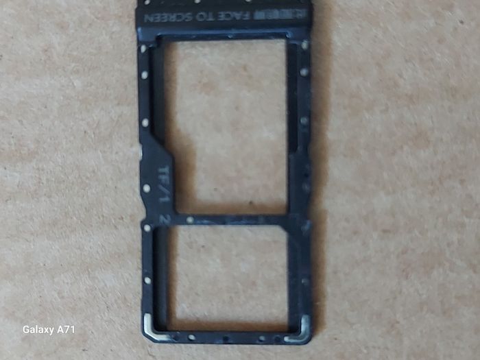 6 Mobile Phones for parts or repair, not powering on