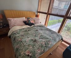 King size bed with matress