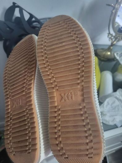 xti shoes
