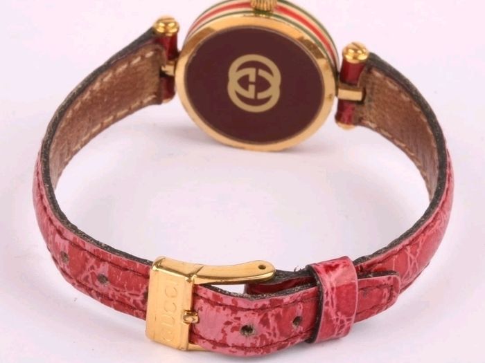 Gucci Sherry Line 2000L Quartz Womes Watch 22mm Gold Plated