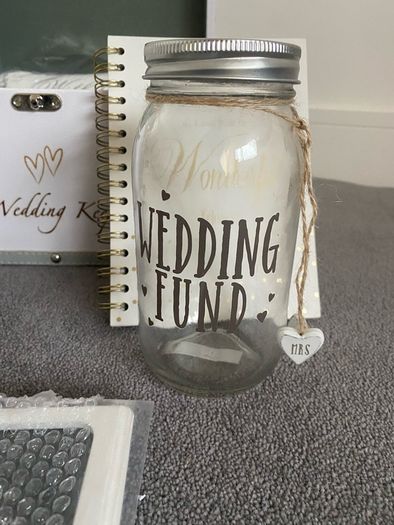 Wedding Keepsake hamper box with wedding accessories
