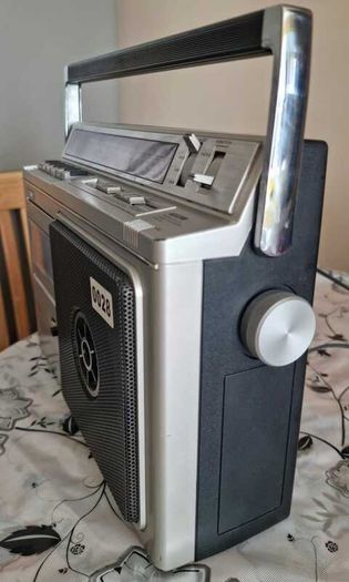 From 1979, Sony CFM-33L FM/MW/LW/SW radio cassette recorder, working good, no any problems.