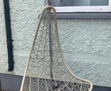 egg chair