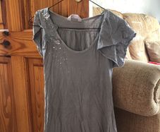 A wear size 8 top