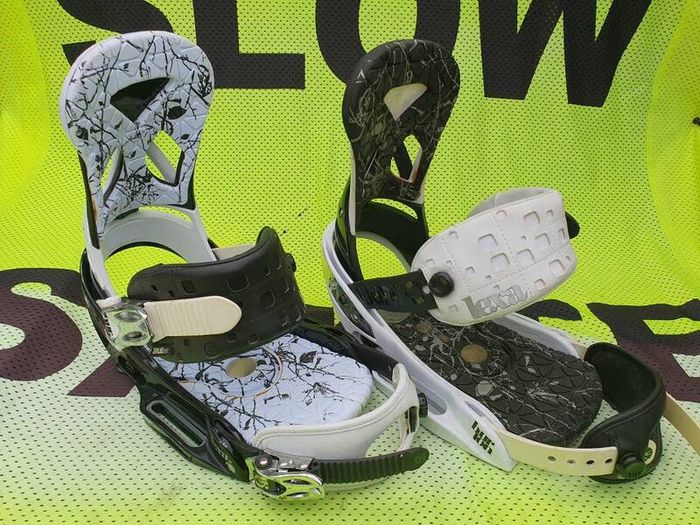 Burton EST snowboard bindings