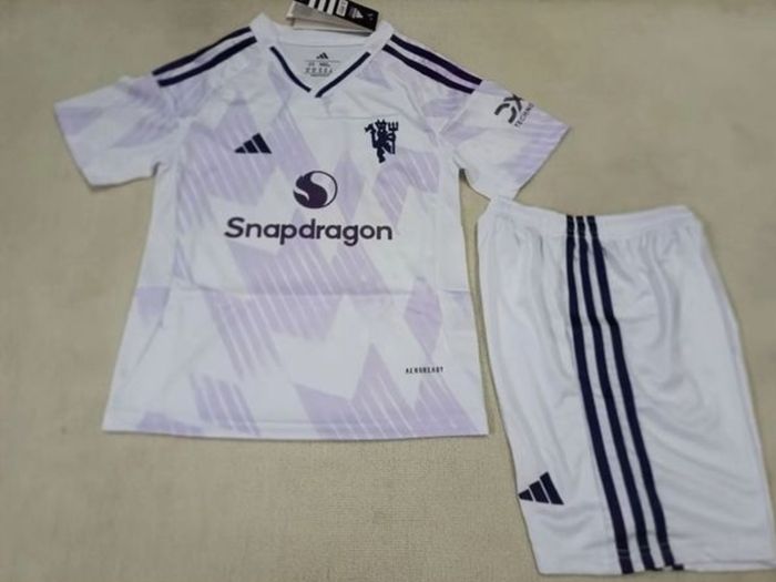 Kids teams size kits season 24/25