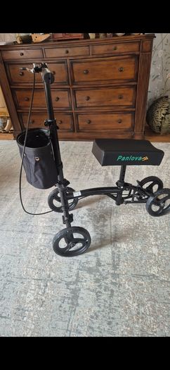 knee scooter