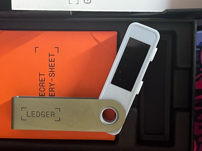Ledger Nano S Plus