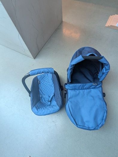 Silver Cross Childrens Buggie, Pram and Carseat