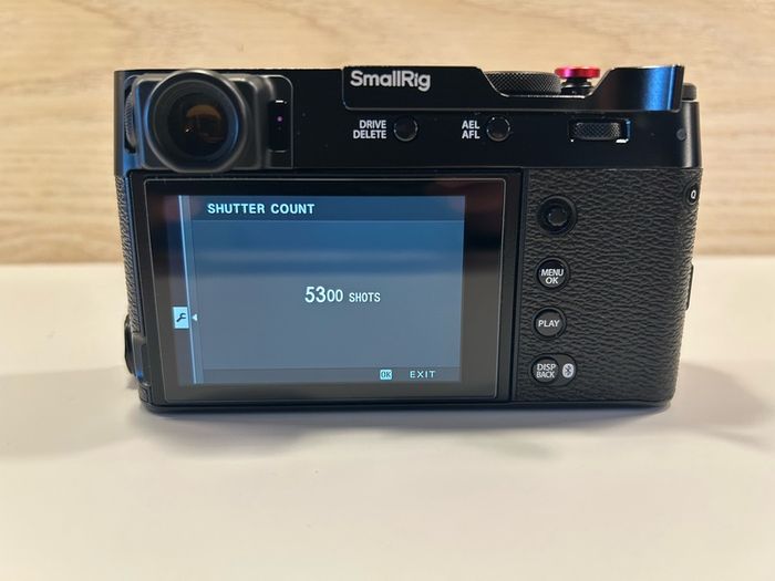 Fujifilm X100V1