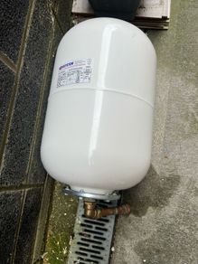 Aquasystem VSB24 24L Solar Expansion Vessel 10 Bar