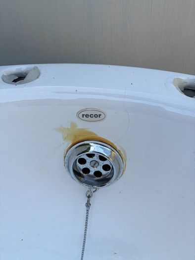 Recor Cast Iron Bathtub