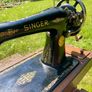 Singer Sewing Machine 1925 Image 7