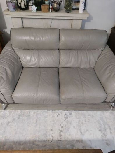 sofa. 2 seats and 3 seats