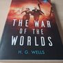 The War of the Worlds by H.G. Wells (Science Fiction Paperback 2018) Image 3