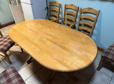 Pine Dining Table and Six Chairs. Solid. Heavy.