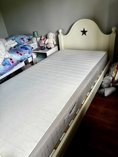 Single Bed