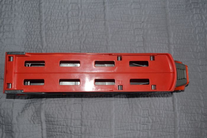 hotwheels car hauler / shooter