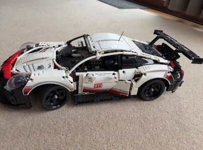 Lego Porsche 911 RSR 42096