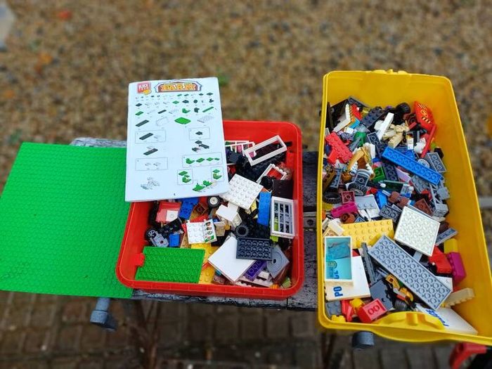 Vintage Joblot of Lego