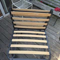 Fold out bed