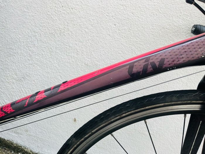 Giant Liv avail 1 road bike