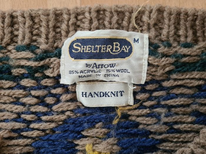 Jumper Handknit vintage wool Shelterbay by Arrow size M medium