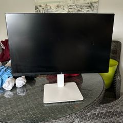 lg 27 inch 4k monitor (parts)