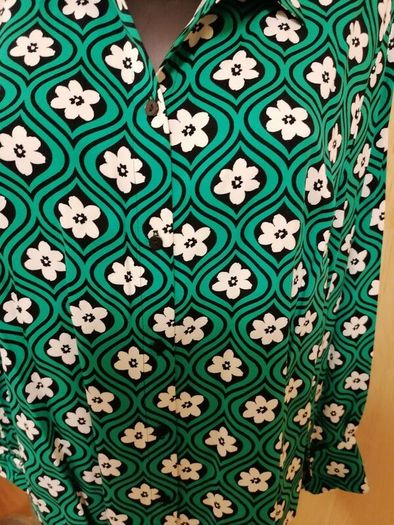 Women's Blouse NWOT SIZE 16